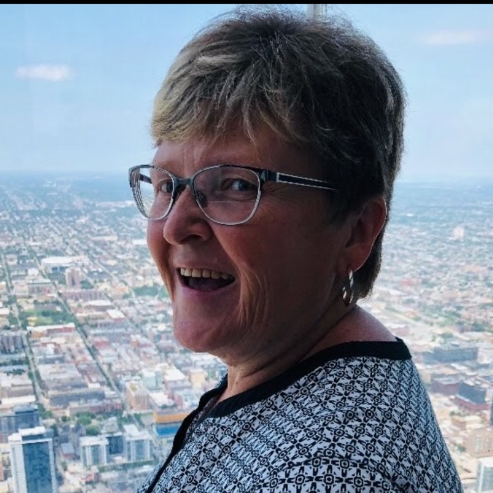 Meet your Posher, Lori